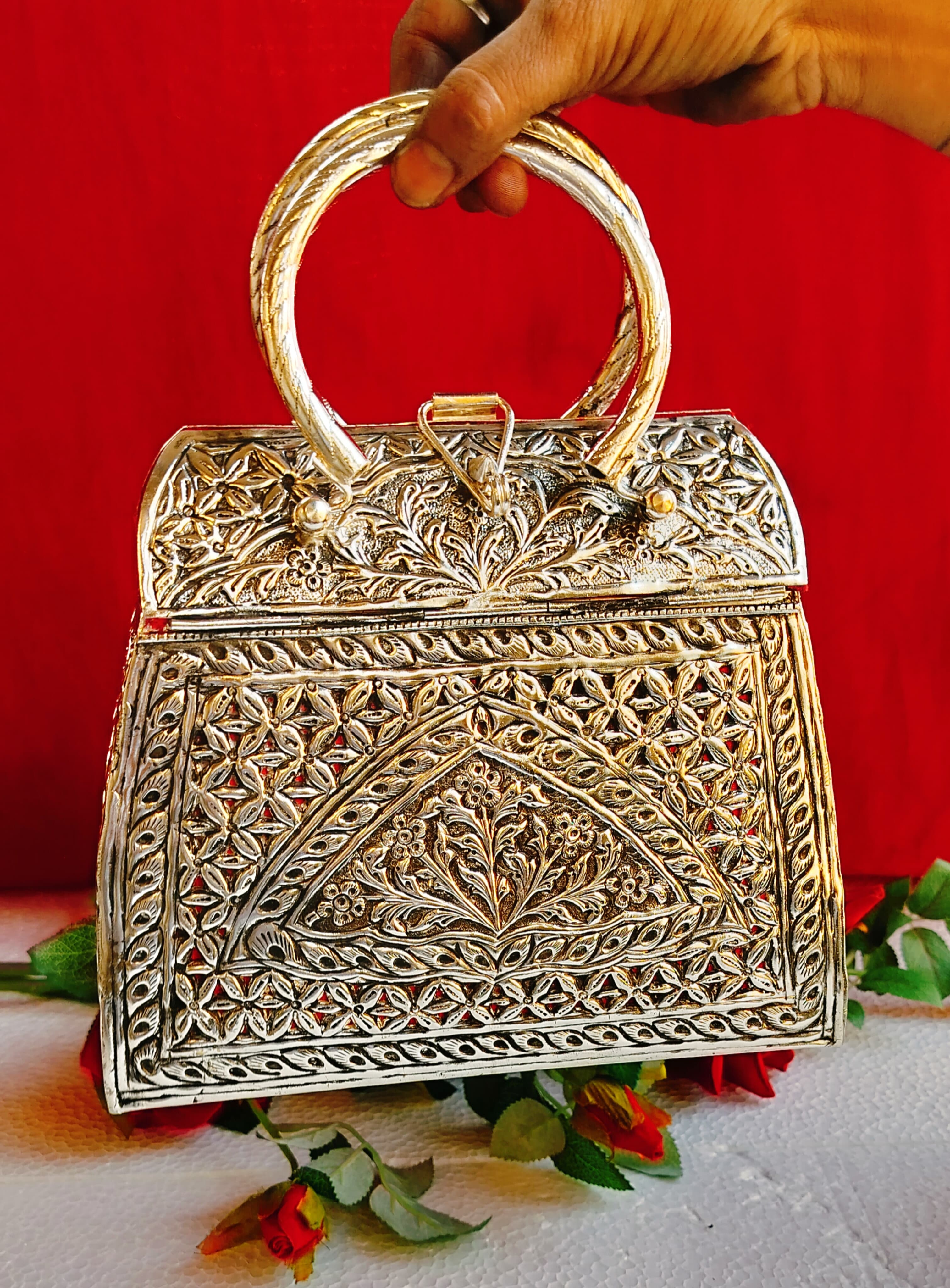 German silver antique finish new design handle clutch/purse for gift